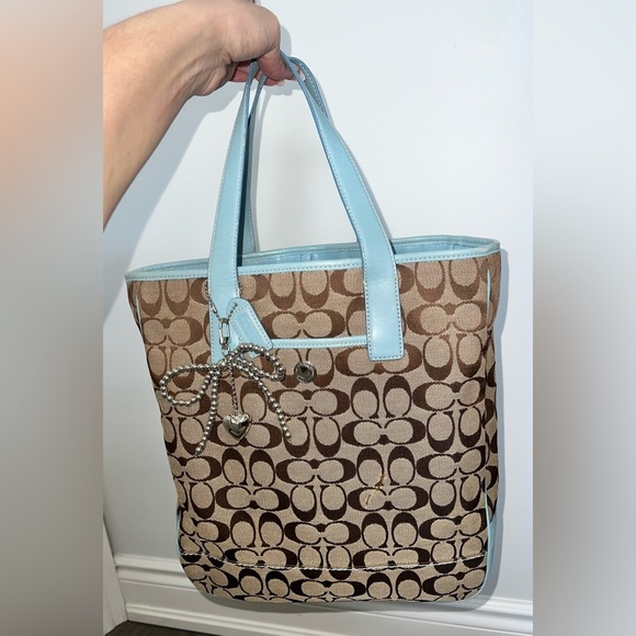 Coach Handbags - 🩵 Coach Brown Signature Tote with Light Blue Trim